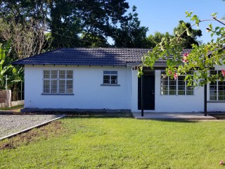 McDonald Drive, Kingston / St. Andrew, Jamaica - House for Lease/rental